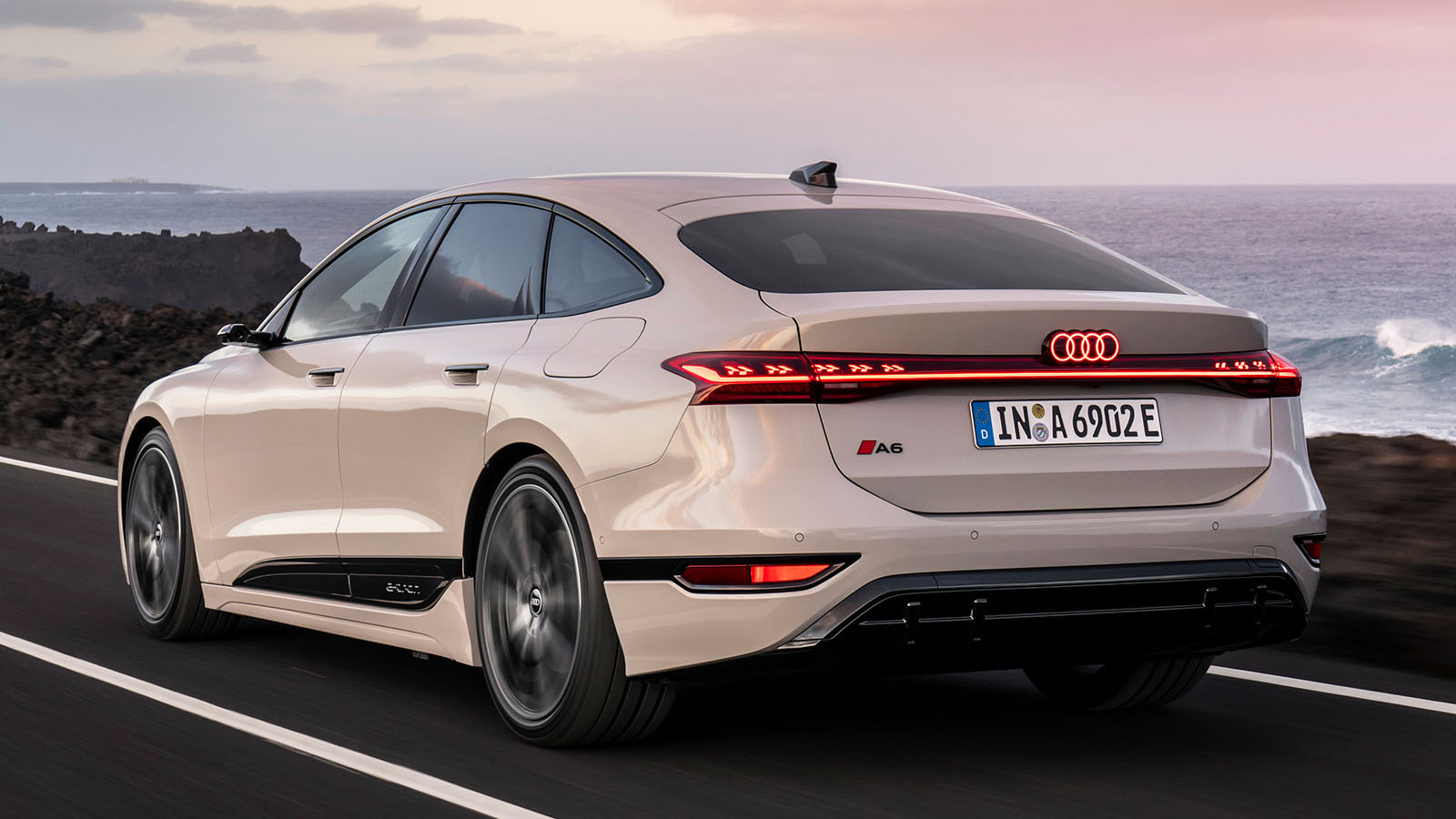 In Bildern Audi A6 Etron mit 750 km Reichweite und bis zu 550 PS enthüllt Move Electric